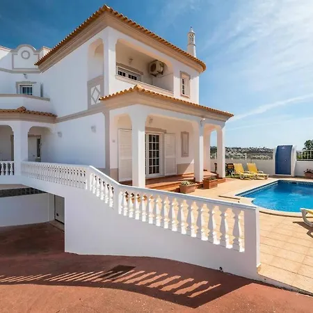 Villa Chris By Gabi Miguel *